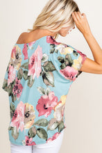 Load image into Gallery viewer, Plus Sage Floral Top
